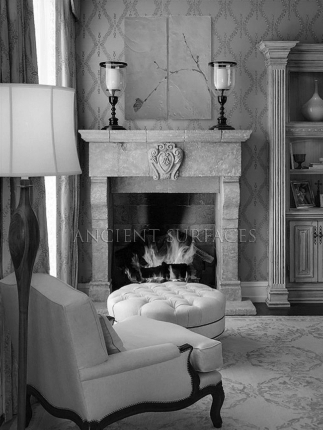 Reclaimed Italian Mantel with Middle Keystone