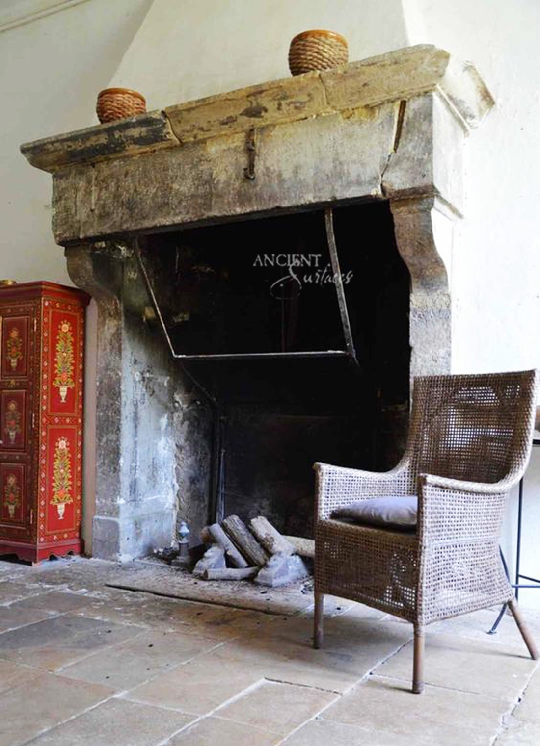 living-room-limestone-fireplace